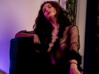 AmiraBlush Image Gallery