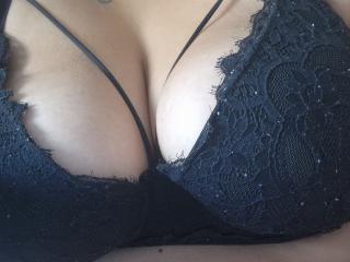 Watch LaMissMiss live on cam on XLoveCam