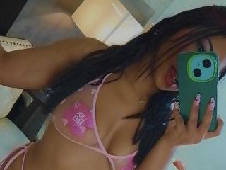 SusiLopez Blowjob XXX Cams - Photo 13/21