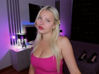 AliceWhitey Webcam Porno Live - Photo 4/21