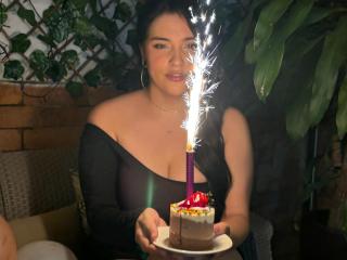 AgathaK Webcam Porno Live - Photo 15/21