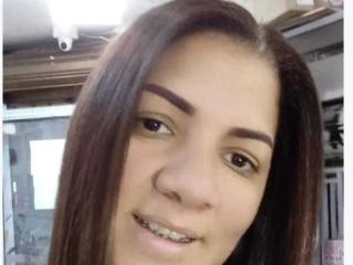 DarcySweets live cam model at XLoveCam