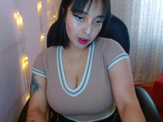 AmberGoddesss Webcam Porno Live - Photo 10/21