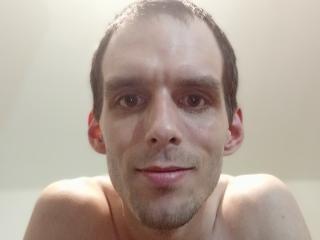Watch Qeal69 live on cam on XLoveCam