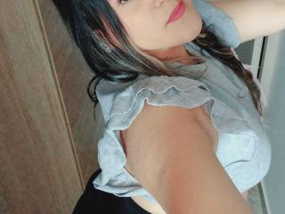 MiaJhonss Hot et Sexy Liveshow - Photo 18/21