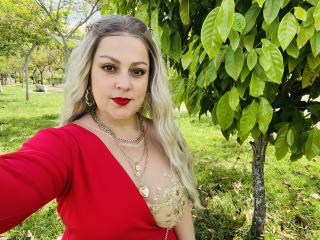 SamanthaGold Blowjob XXX Cams - Photo 21/21