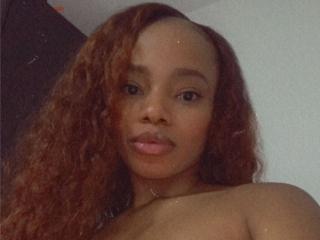 Nishah live cam model at XLoveCam