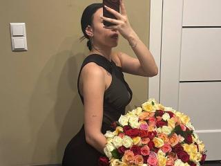 NikkiGoldX Pussy Video Webcam - Photo 13/21