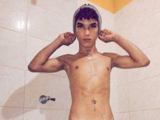 MateusSheenn live cam model at XLoveCam