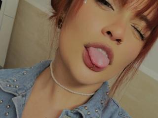 AgathaK Webcam Porno Live - Photo 9/21