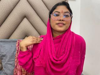 ShailaYojana Blowjob XXX Cams - Photo 6/21