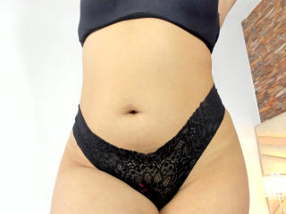 AmyRousse Webcam Porno Live - Photo 10/21