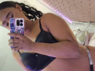 MikaelaCooper Hot et Sexy Liveshow - Photo 20/21