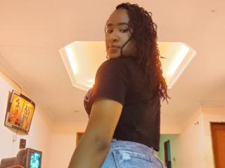 MikaelaCooper Hot et Sexy Liveshow - Photo 8/21