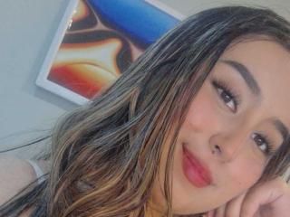 SalomettX Blowjob XXX Cams - Photo 21/21