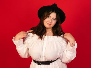 TrishaKingsley Love Webcams - Photo 10/18
