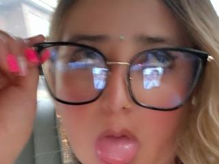AlessadraJones Webcam Porno Live - Photo 10/21