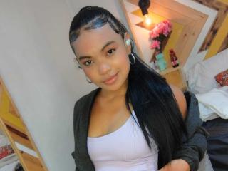 SoleneFontaine Blowjob XXX Cams - Photo 15/21