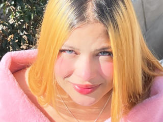 ShantalSummer Blowjob XXX Cams - Photo 10/21