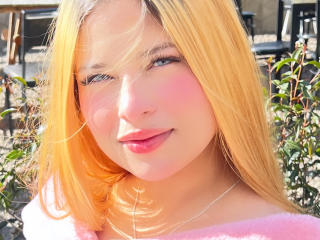 ShantalSummer Blowjob XXX Cams - Photo 7/21
