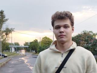 LucasLong live cam model at XLoveCam