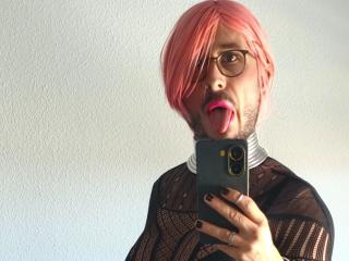 GingerPink-hot live cam model at XLoveCam