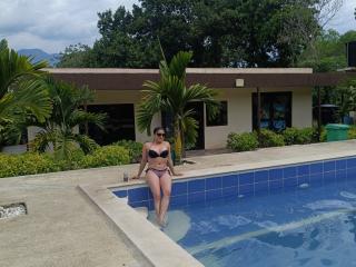 HanaMariana Image Gallery