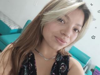 ScarlettAmelia Blowjob XXX Cams - Photo 6/21
