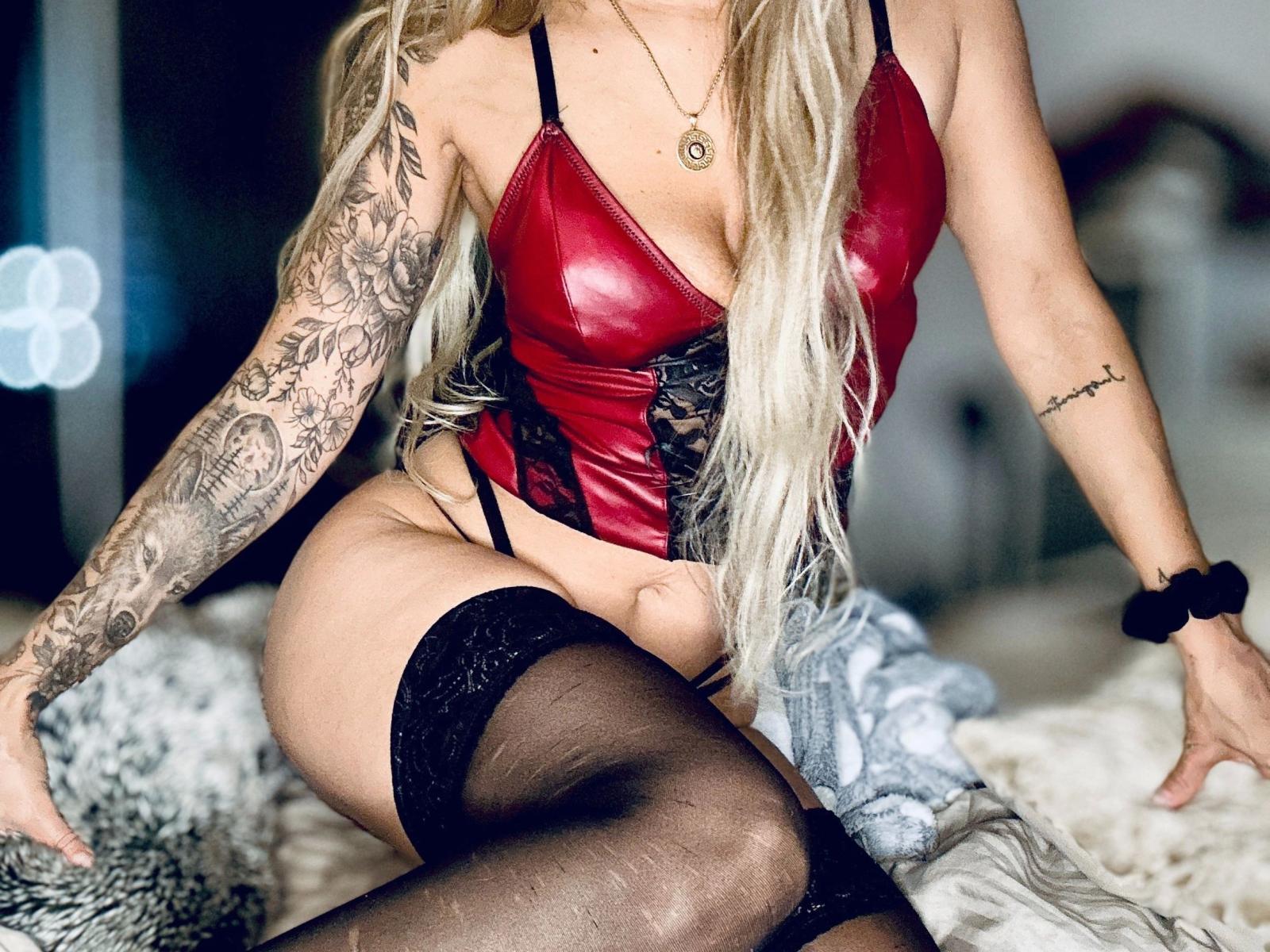 LadyKatie-hot — live cam photo 2