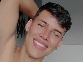 AsbeellGrigory live cam model at XLoveCam