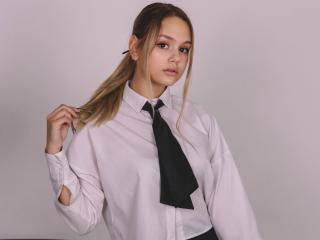 AgnesBelle Webcam Porno Live - Photo 14/21