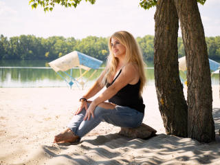 JulyaBailly Image Gallery