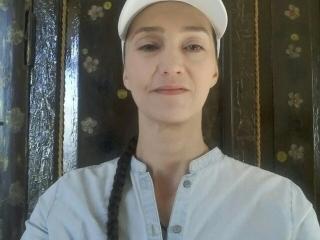 Watch TayaFlavy live on cam on XLoveCam