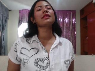 MilethI live cam model at XLoveCam