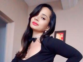 LucyDelia live cam model at XLoveCam