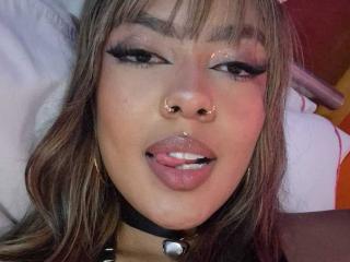 AmelieDuvall Webcam Porno Live - Photo 20/21