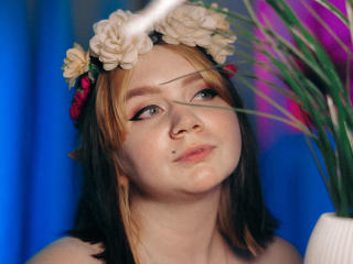 LunaLise Image Gallery