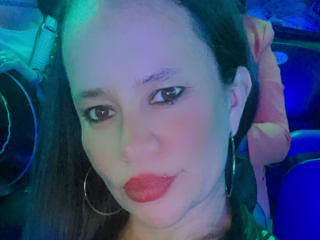 CharllotI Webcam Sex Direct - Photo 7/21