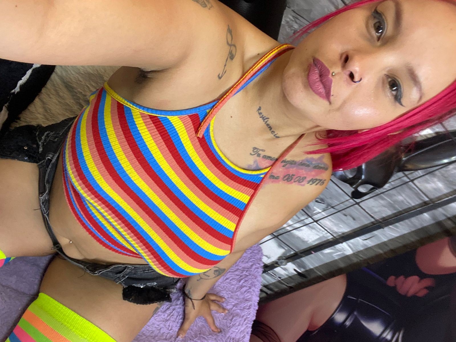 AlanaRoth — live cam photo 2