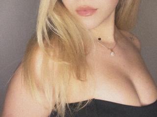 SugarrX Blowjob XXX Cams - Photo 4/21