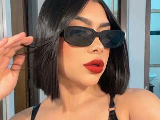 SienaReign Blowjob XXX Cams - Photo 5/21