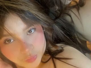 ZairaVanCleef MILF Live - Photo 18/21