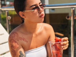 AmyyGlad Image Gallery