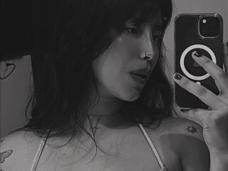 ElizabethMacy Boobs Liveshow - Photo 10/21