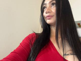 SophieLombardo Blowjob XXX Cams - Photo 16/21