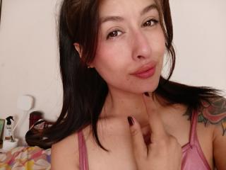 IsabellaPalacio Chatte en Chaleur - Photo 7/21