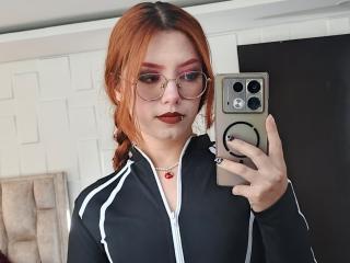 EmmaThomsonn Boobs Liveshow - Photo 7/21