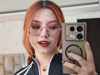EmmaThomsonn Boobs Liveshow - Photo 5/21