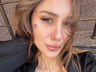 SensualMila Blowjob XXX Cams - Photo 14/21