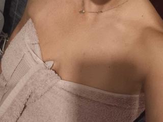 LauraSin Image Gallery